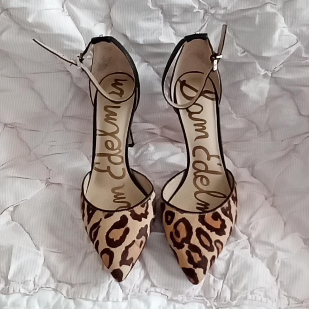 Sam Edelman pump heels excellent condition some wear on sole but perfect heel